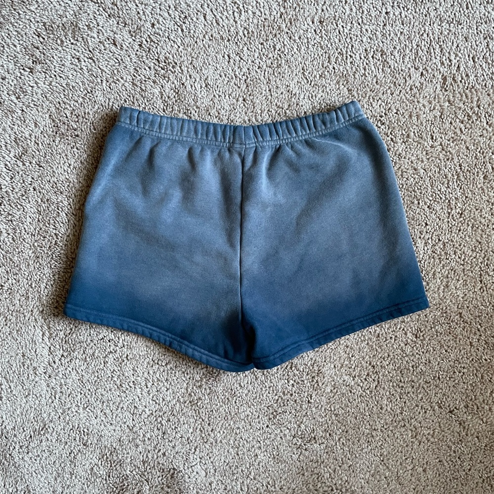 Aritzia TNA Cozy AF Ombré Shorts - Picture 2 of 3